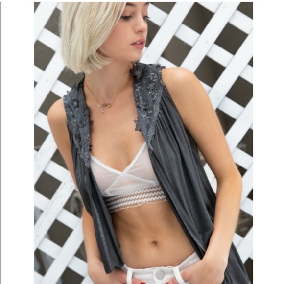 Pol Mineral Washed Charcoal Color Top Vest Brand New Size Large - Picture 2 of 6